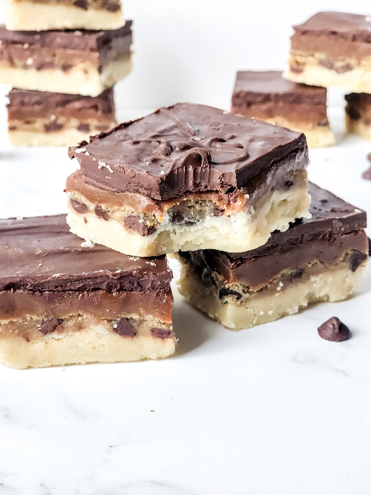Candy Bar Meets Cookie Dough: Twix Cookie Dough Bars - bake your day better