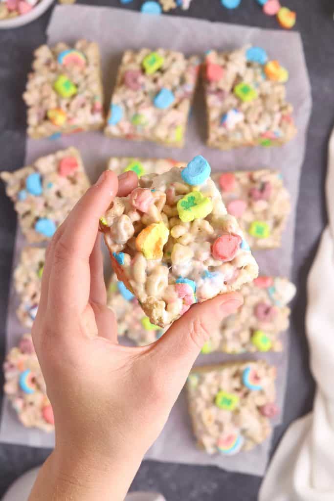 hand holding lucky charms cereal treat