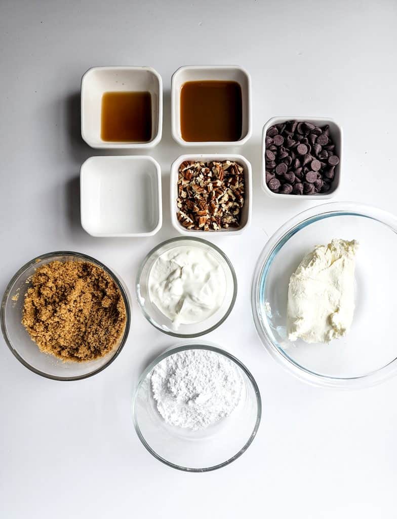 ingredients for no bake turtle cheesecake jars