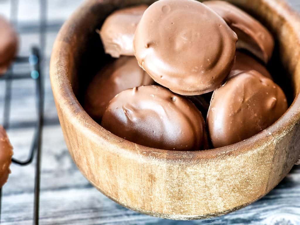 homemade peanut butter patties cookies in a bowl