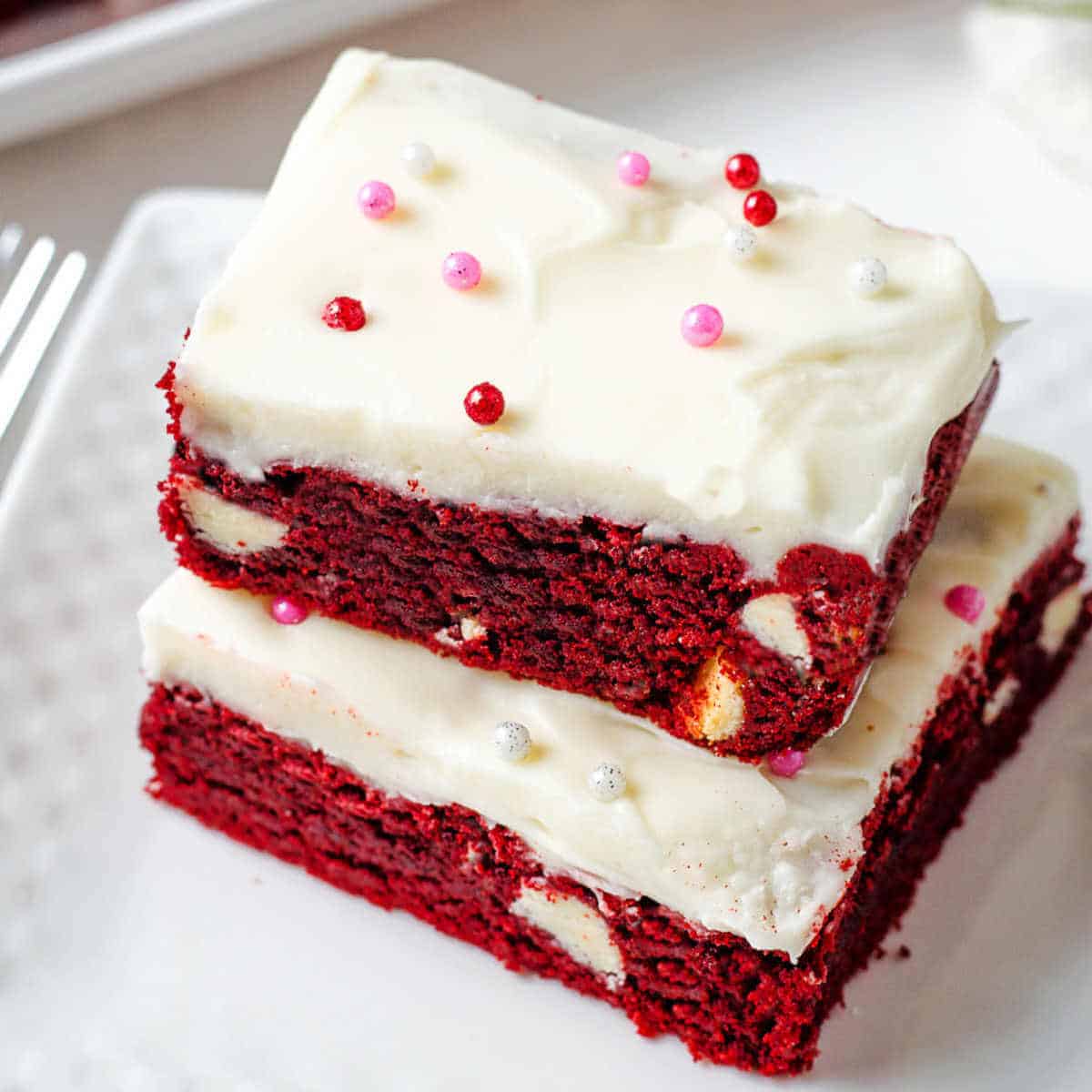 Red Velvet Brownies hero 1200x1200 1