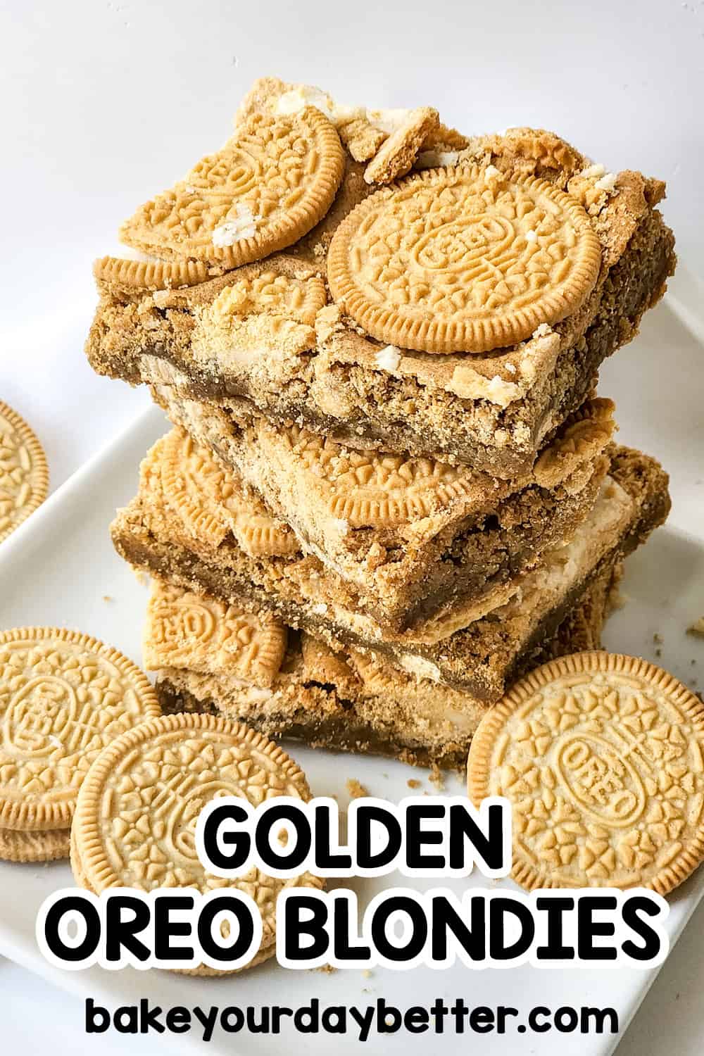 golden oreo blondies with text overlay that says: golden oreo blondies 