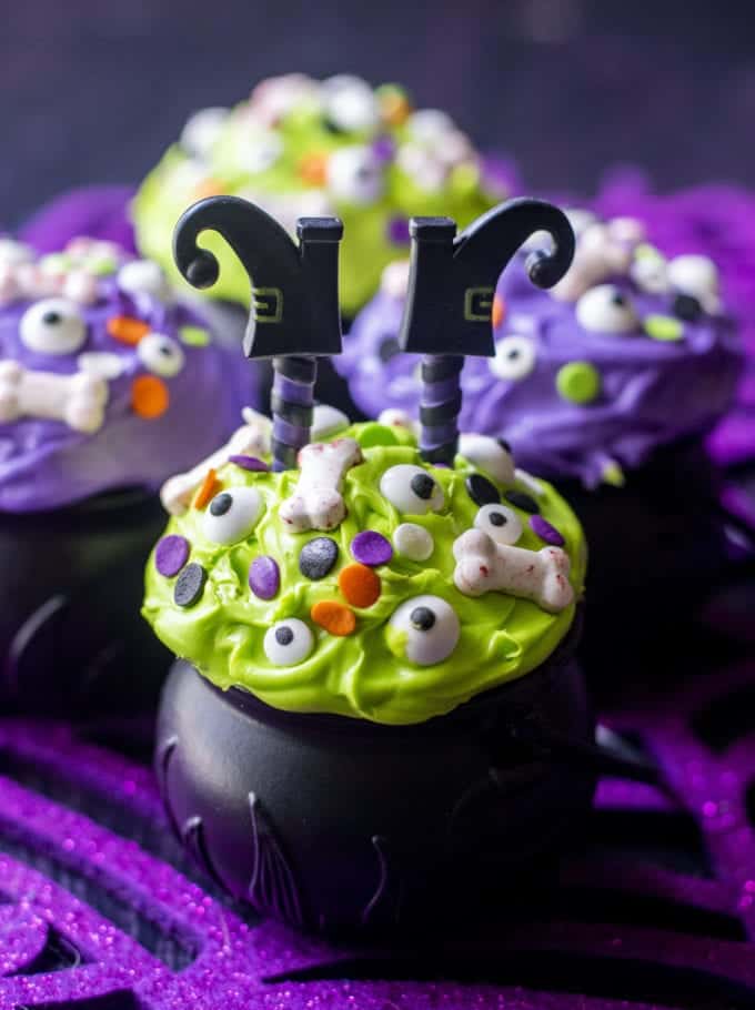 Witch Cauldron Cupcakes5 scaled e1596650783879