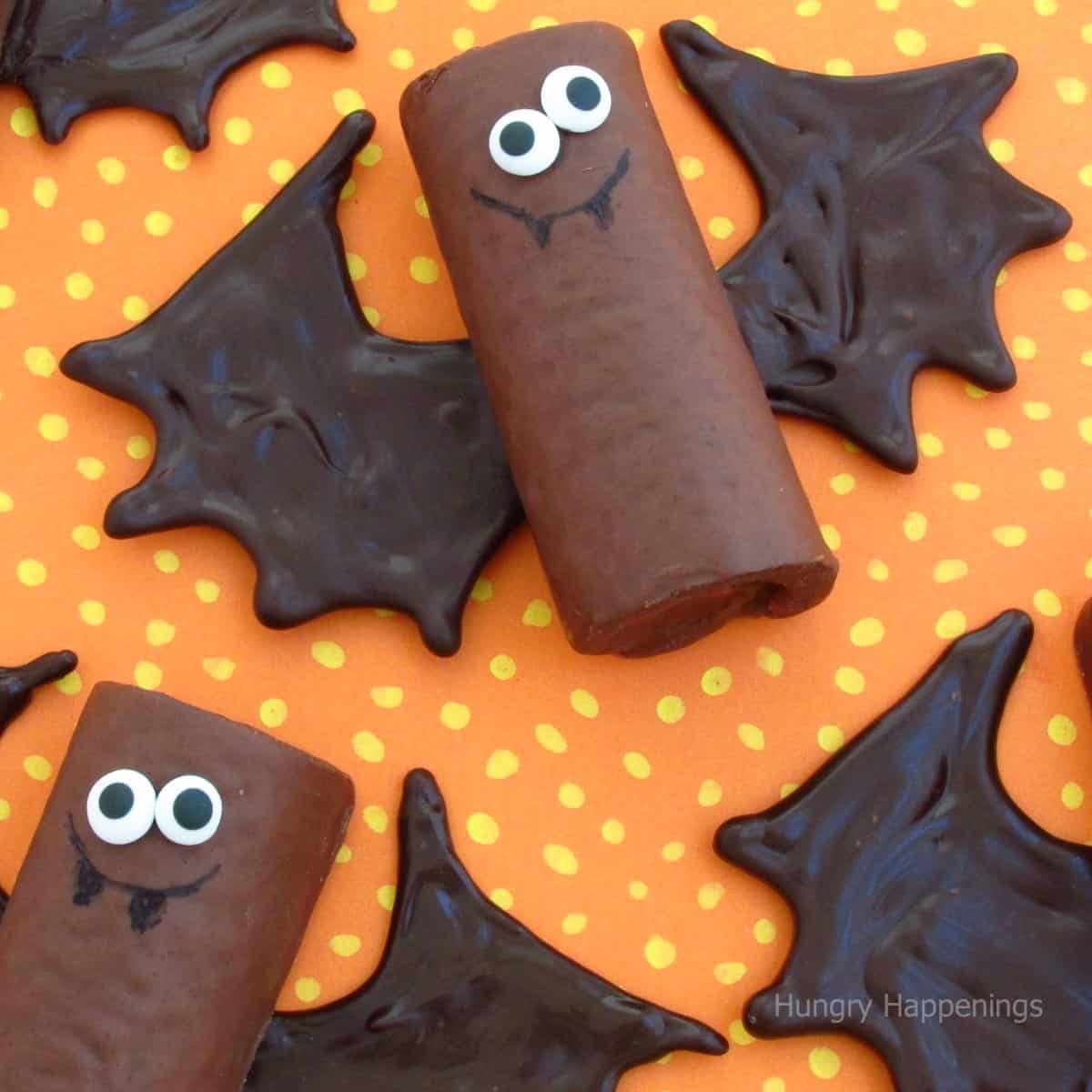 snack cake bats halloween cakes 1200