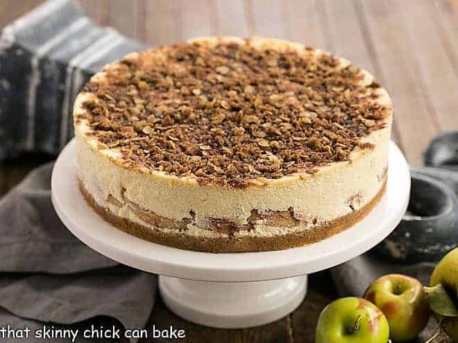 Apple Crisp Cheesecake