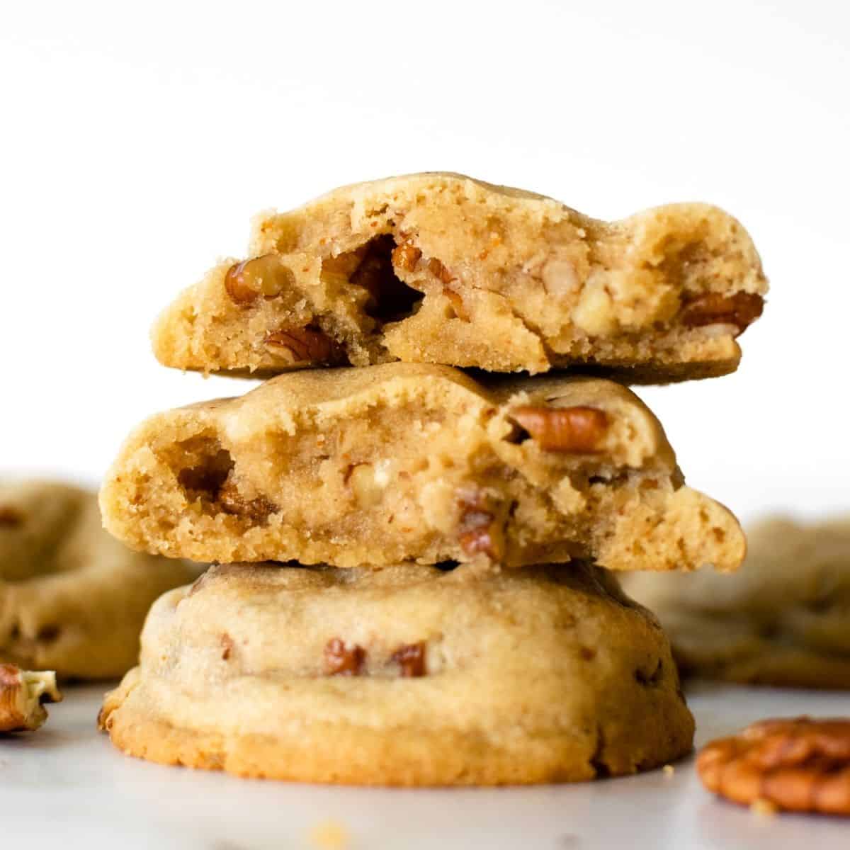 brown butter pecan cookies feature 1