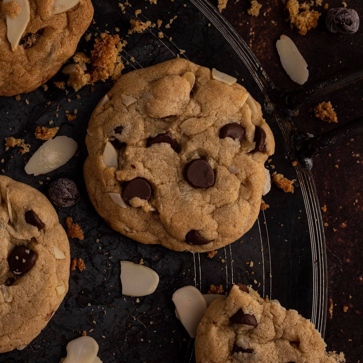 maple syrup chocolate chip cookies featured image 1