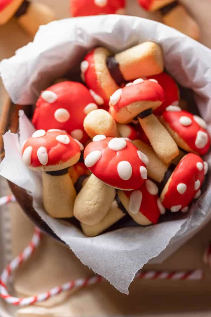 mushroom sugar cookies 15