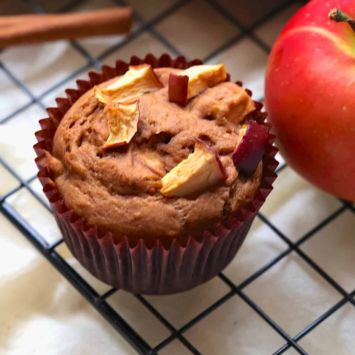 vegan apple muffins image2