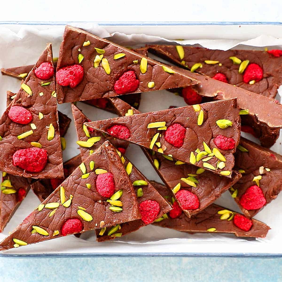 CHRISTMAS CHOCOLATE FUDGE 10