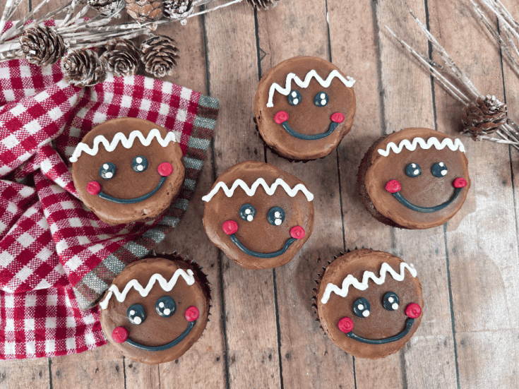 Cute Christmas Cupcakes