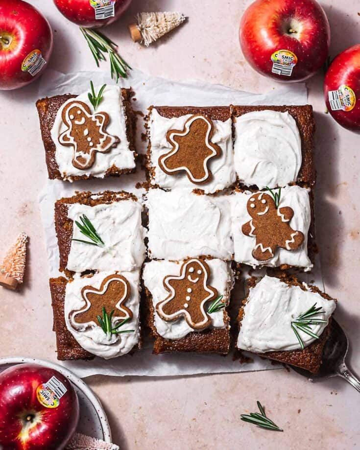 gingerbread apple cake feature