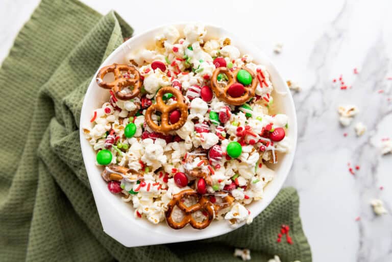 christmas popcorn treat mix