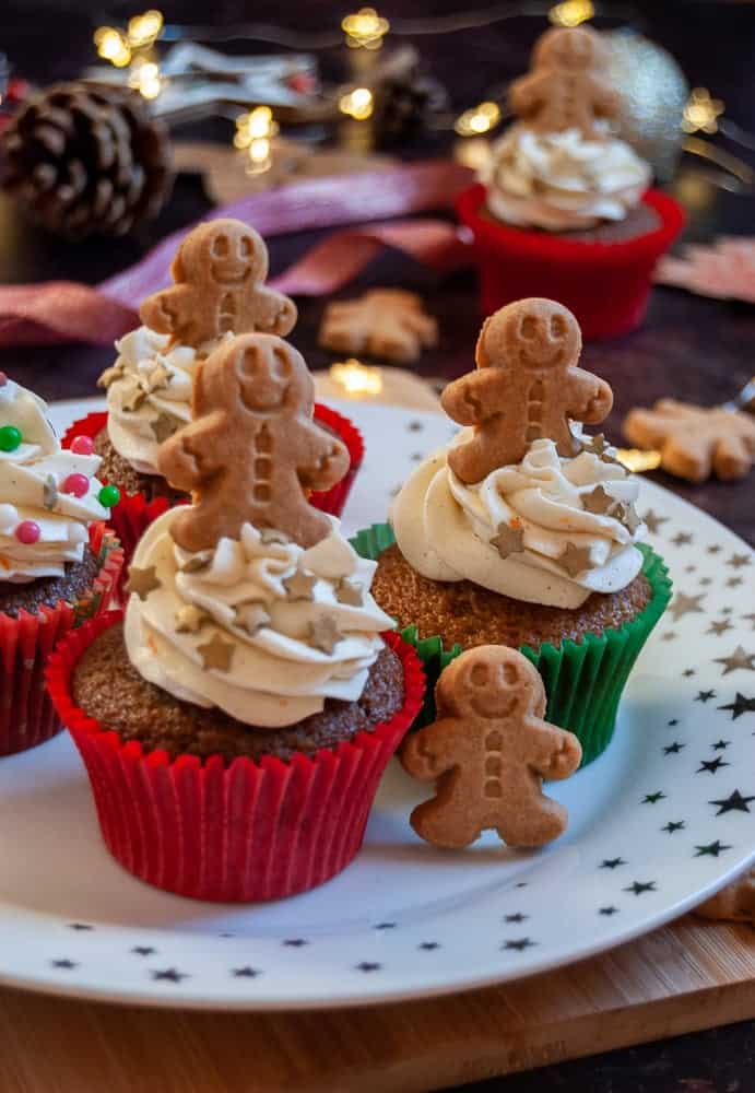 sticky gingerbread cupcakes 1 of 1 13