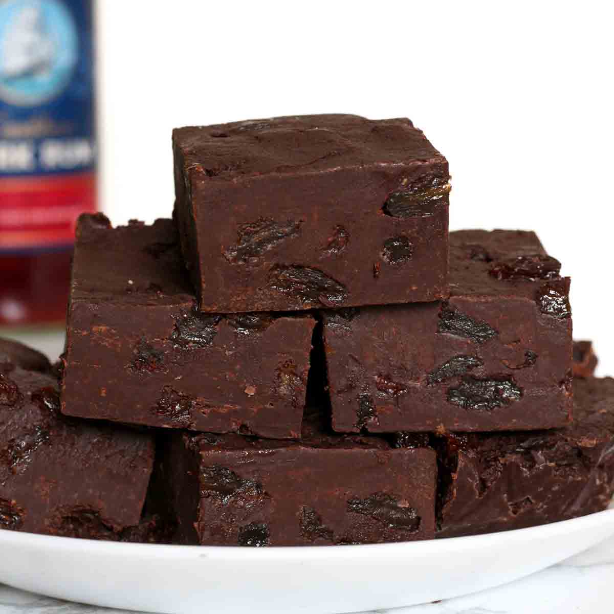 thumbnail image of rum and raisin fudge