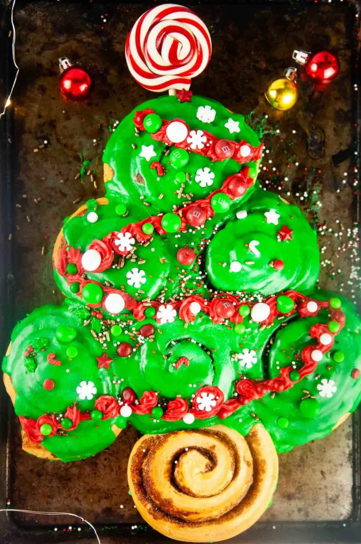 Easy Cinnamon Roll Christmas Tree for Christmas Morning 13.jpgseasonedsprinkles