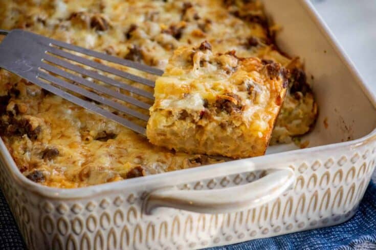 Hash brown breakfast casserole 22 scaled e1692668492832