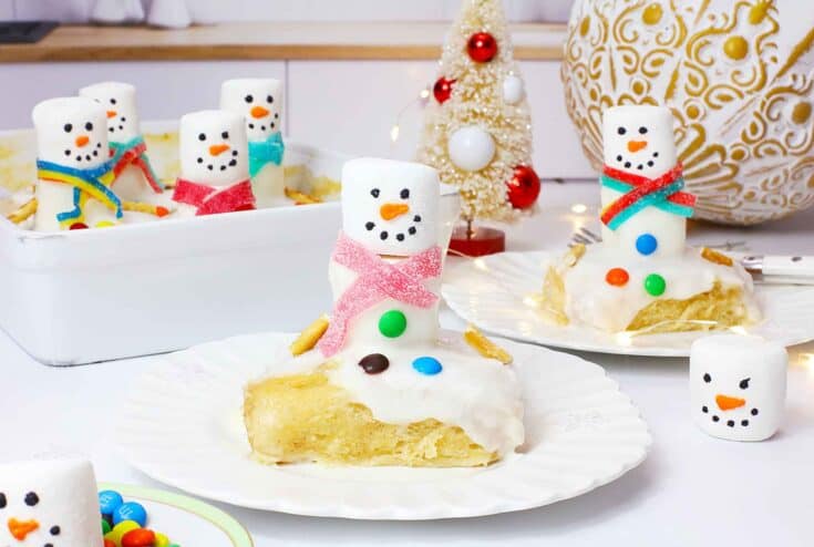 Snowman Christmas Cinnamon Rolls 04