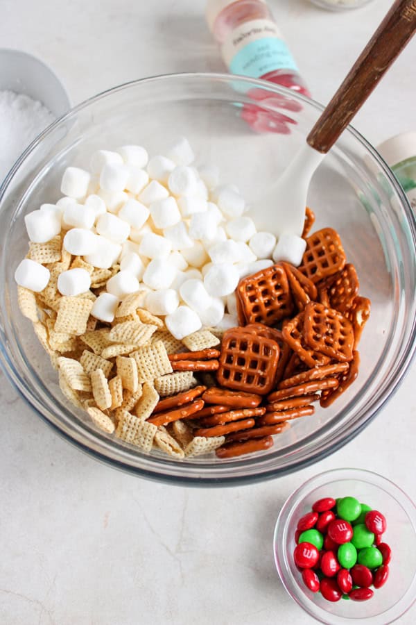 puppy chow ingredients in large bowl