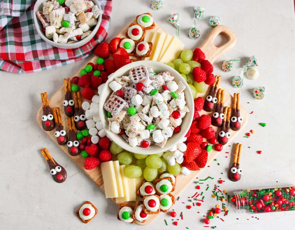 create your own christmas snack board