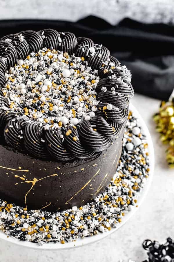 new years eve cake recipe via queensleeappetit.com 15