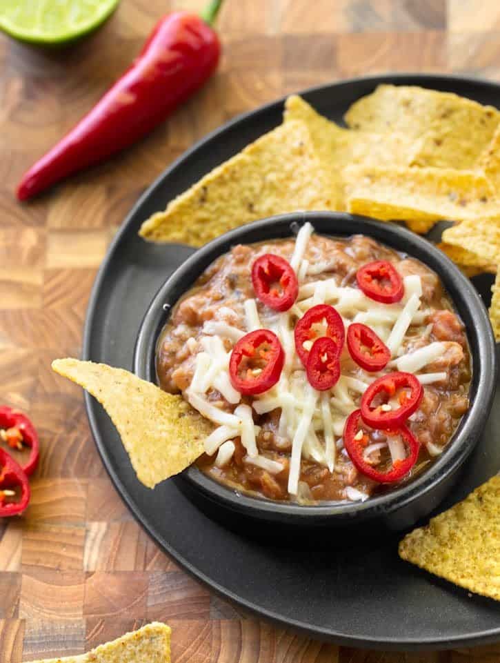 Easy vegan hot bean dip1