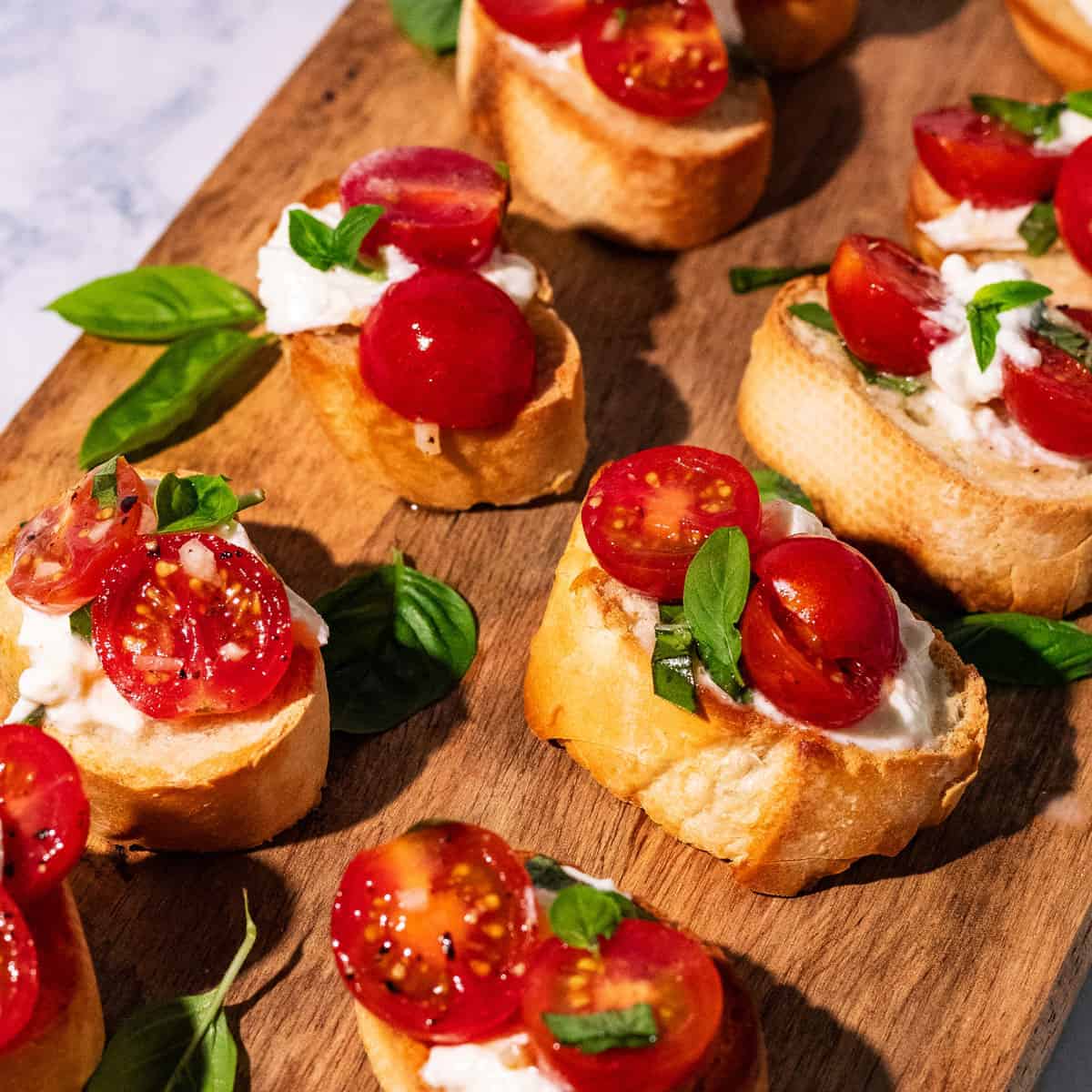 burrata bruschetta featured