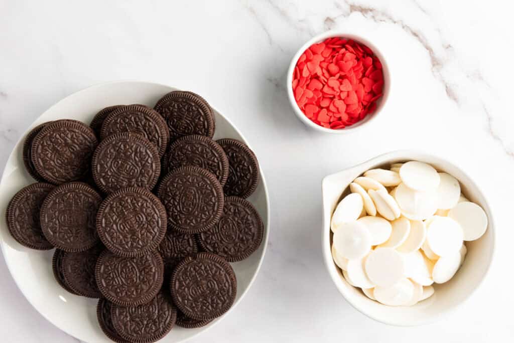 ingredients for valentine's day oreos