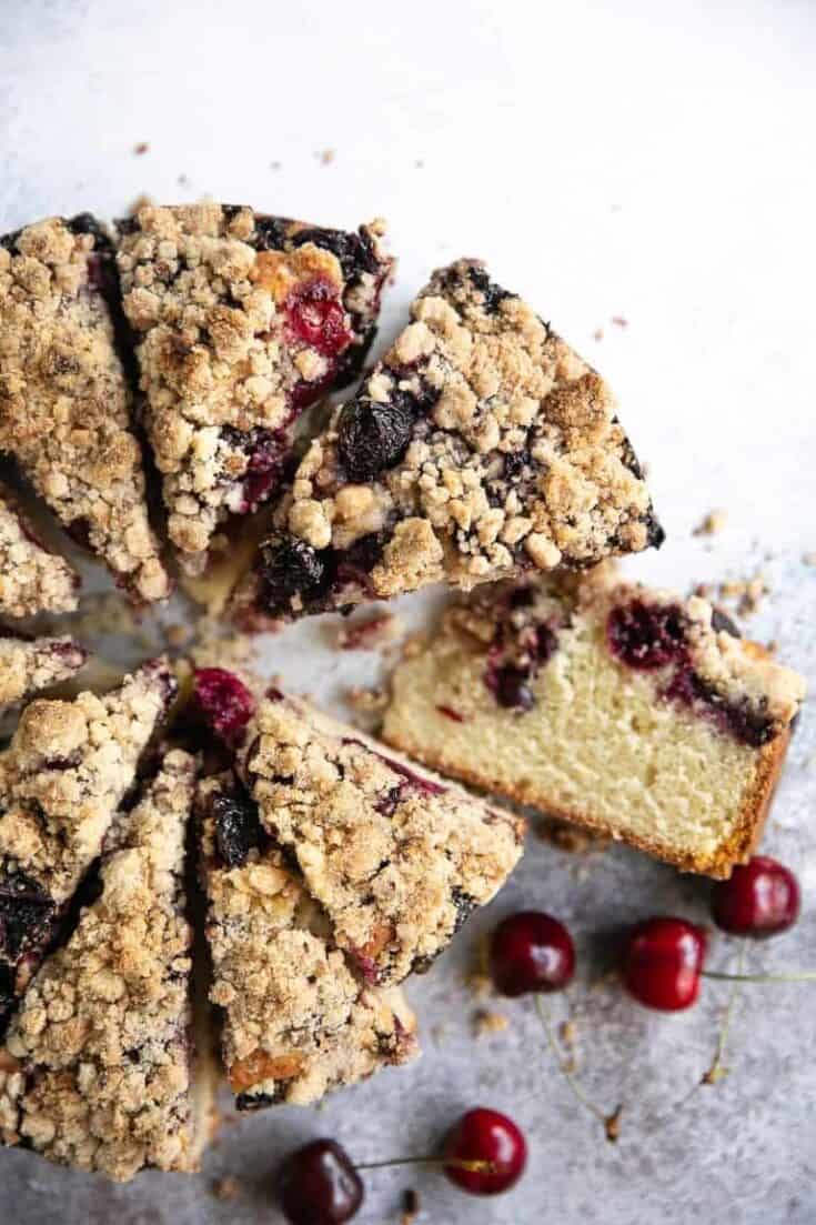 cherry crumb cake 3