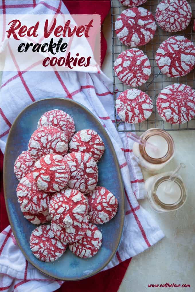 red velvet crackle cookieseatthelove