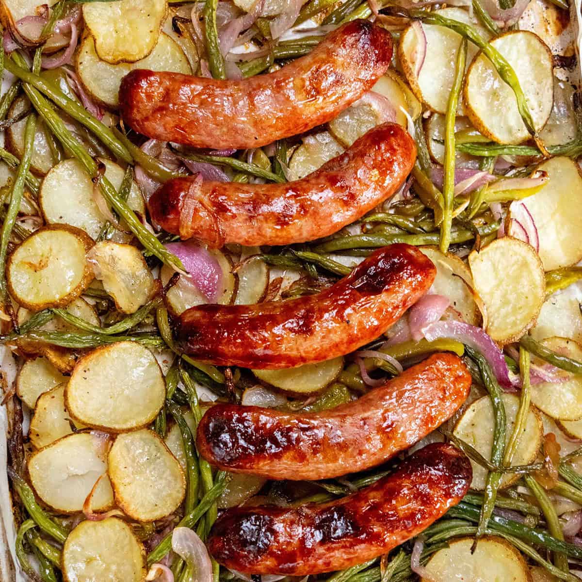 Sheet Pan Bratwurst and Potatoes with Green Beans