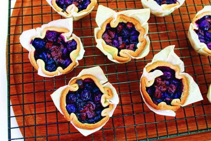 mini blueberry chocolate tarts