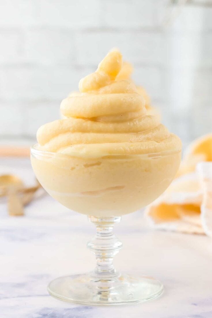 Pineapple Dole Whip in a glass14 Custom