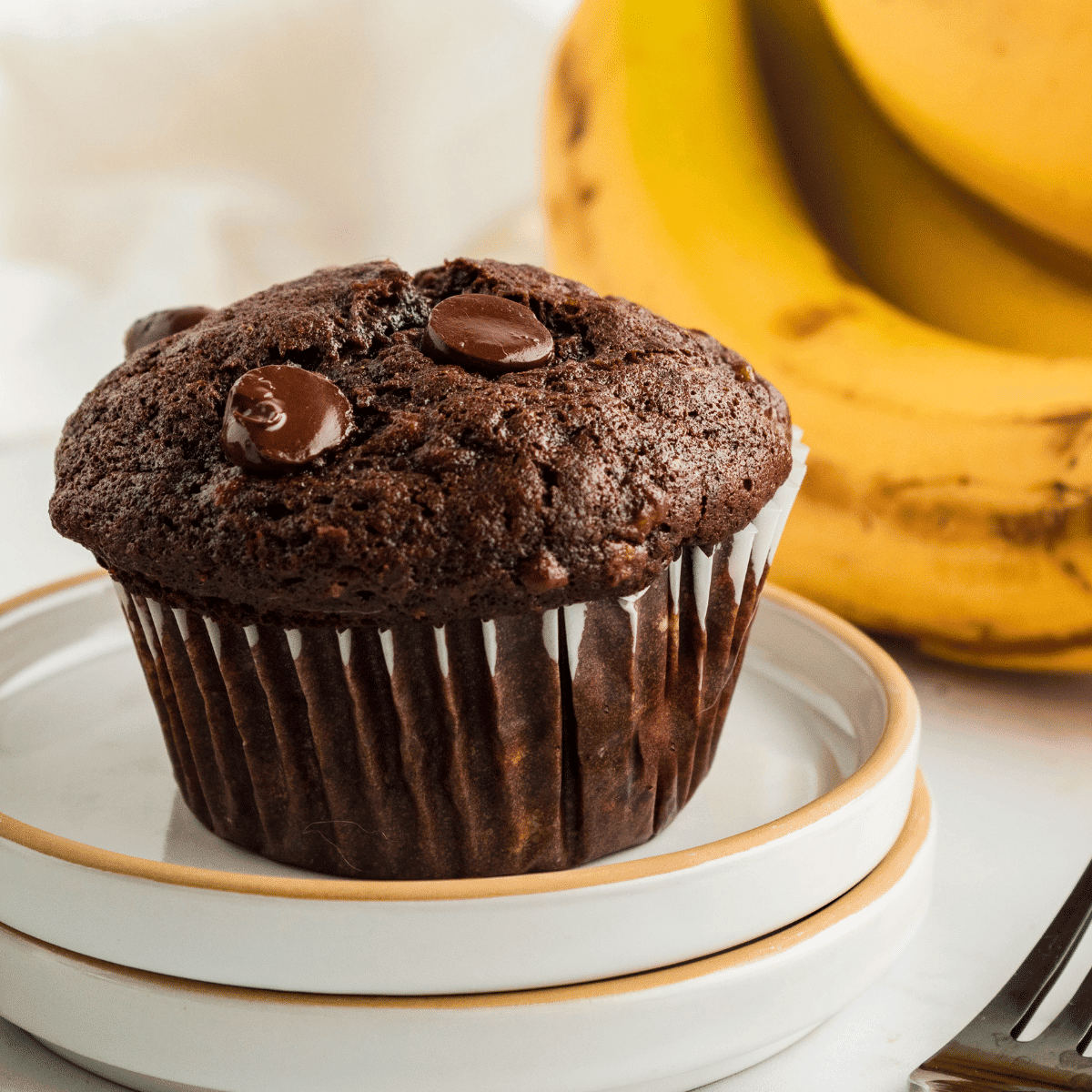 chocolate banana bread muffins Featured Image