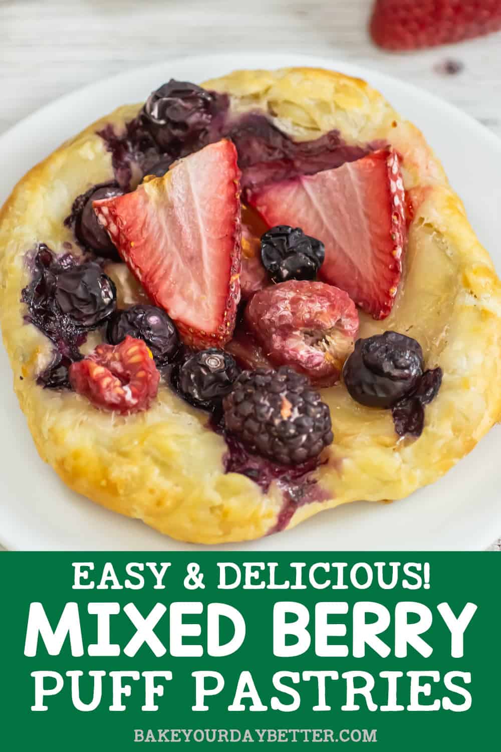 easy & delicious mixed berry puff pastries