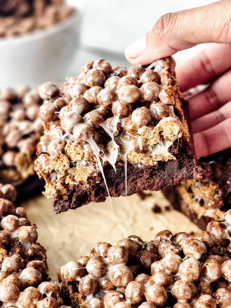 gooey marshmallow cereal treat brownies