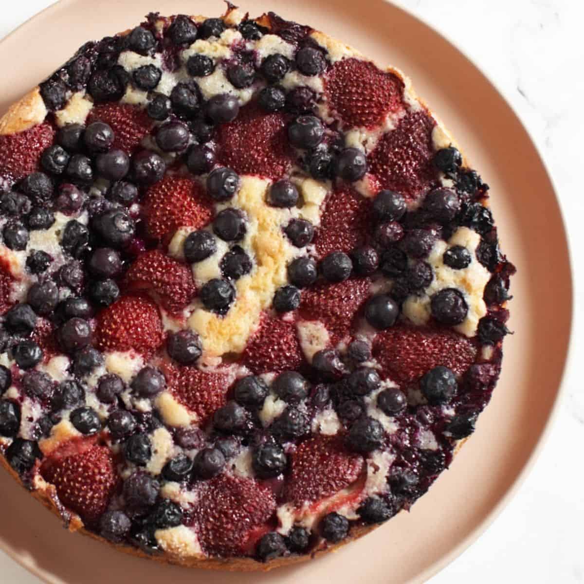 mixed berry snack cake 1200