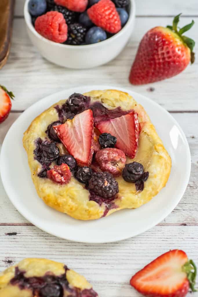 mixed berries pastries