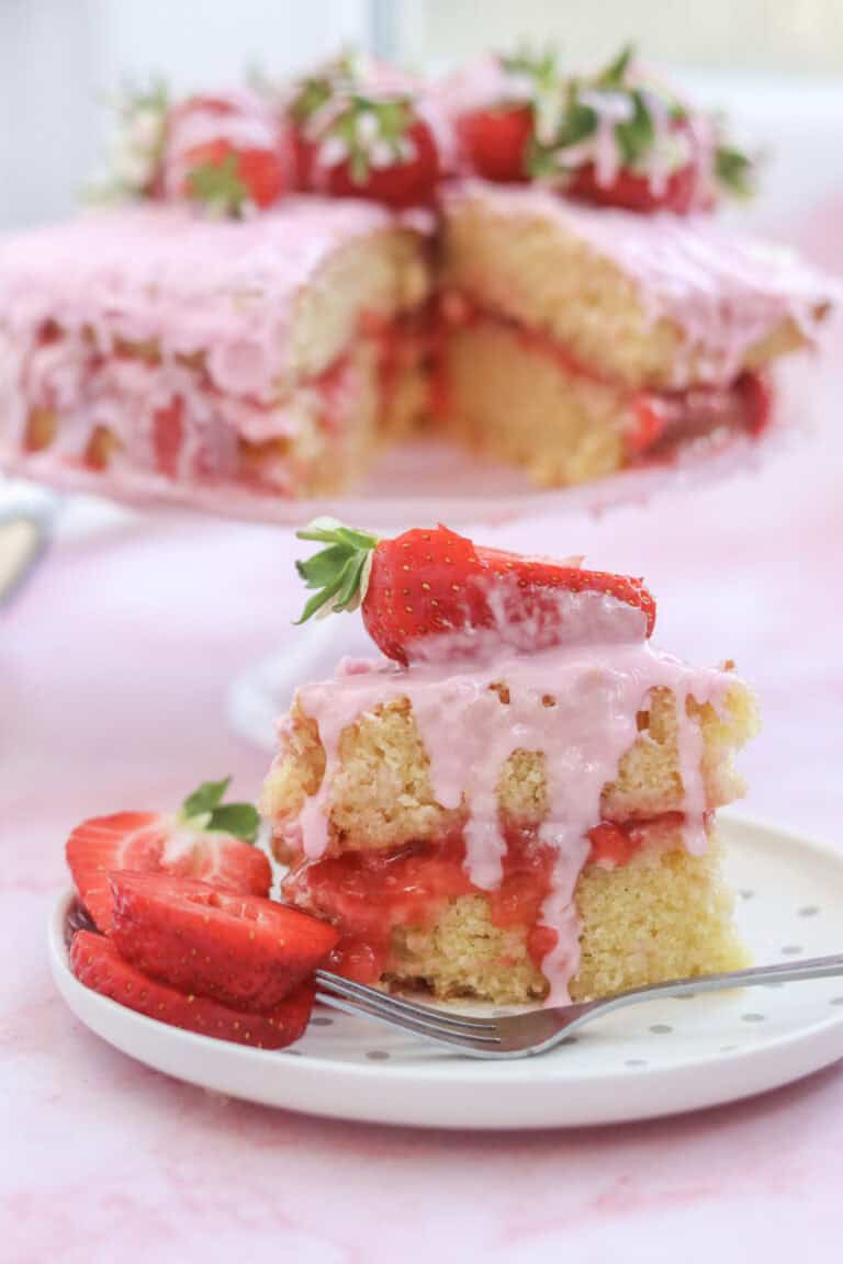 vanilla and strawberry layer cake