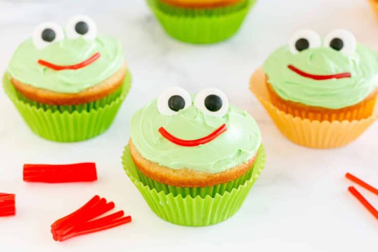 Frog Cupcakes sm 17