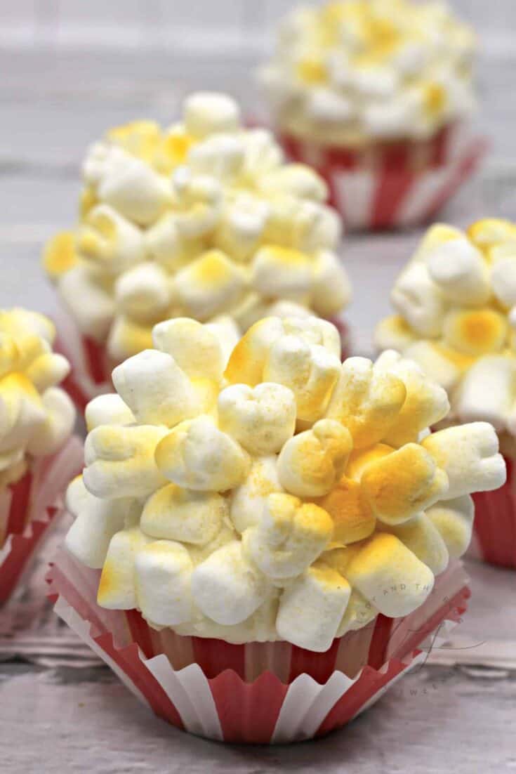 popcorn cupcakes 2 scaled 1