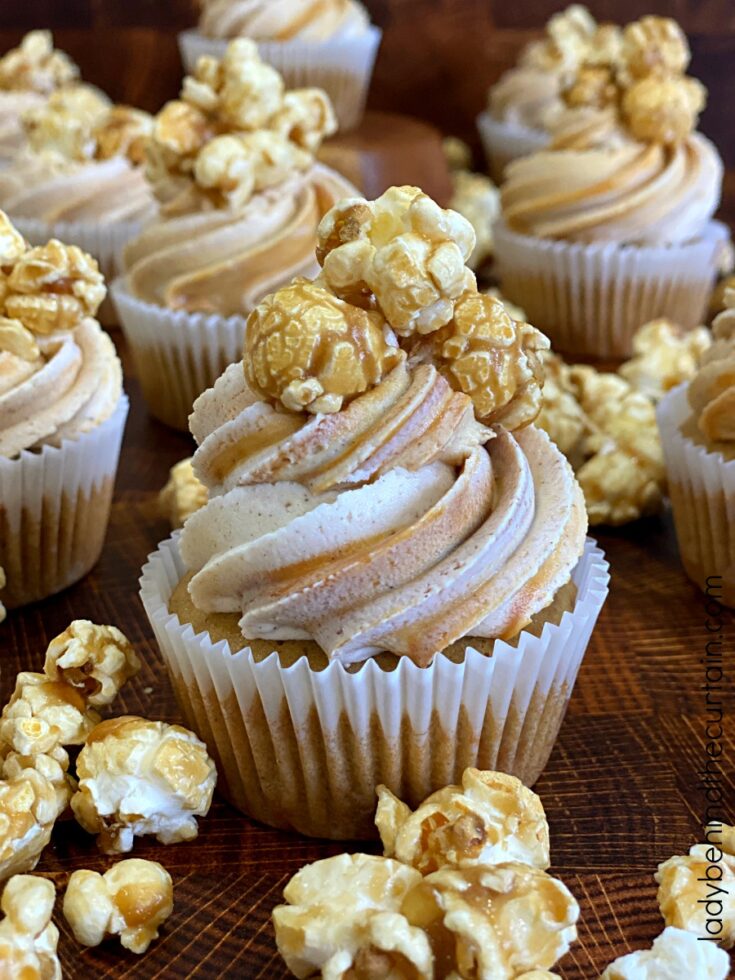 Caramel Corn Cupcakes 1