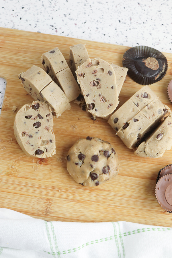 wrap the cookie dough around the peanut butter cup