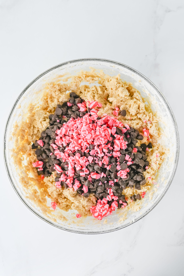 mix chocolate chips and peppermint into the dough