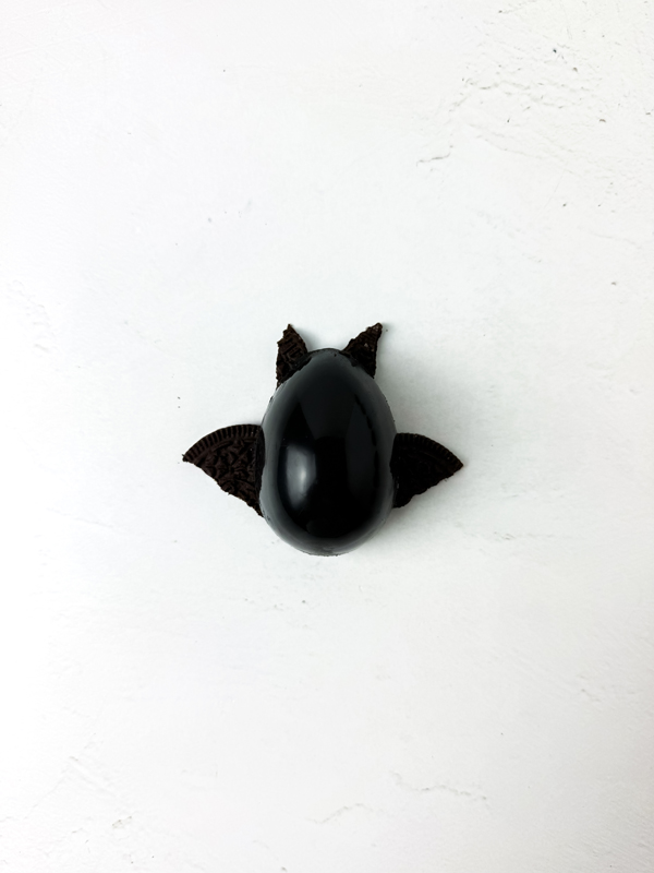 place the wings and ears on the truffles