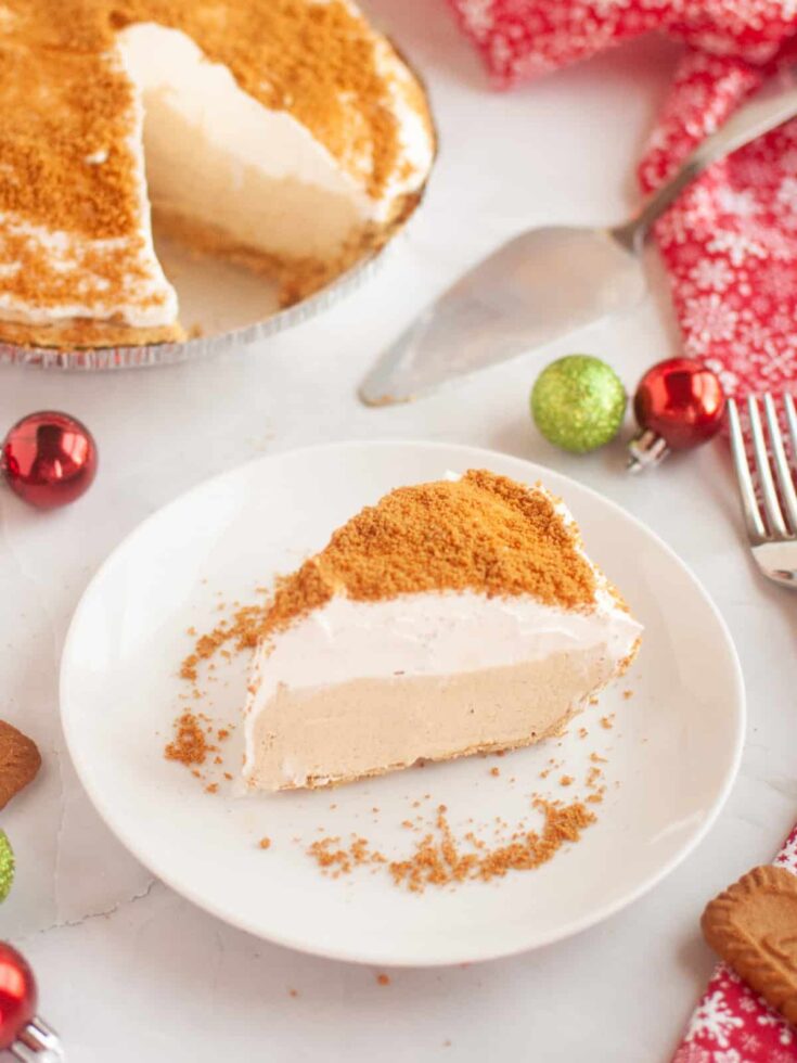 No Bake Gingerbread Cream Pie FEATURE