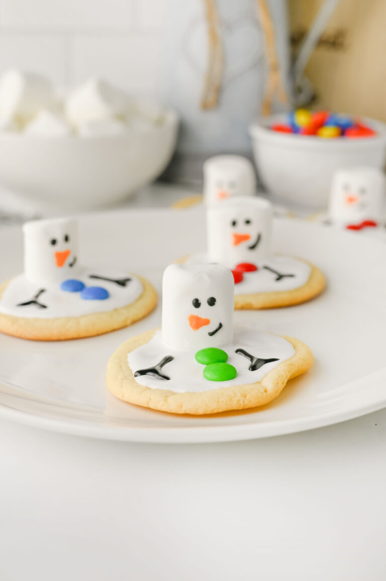 cute melting snowman sugar cookies