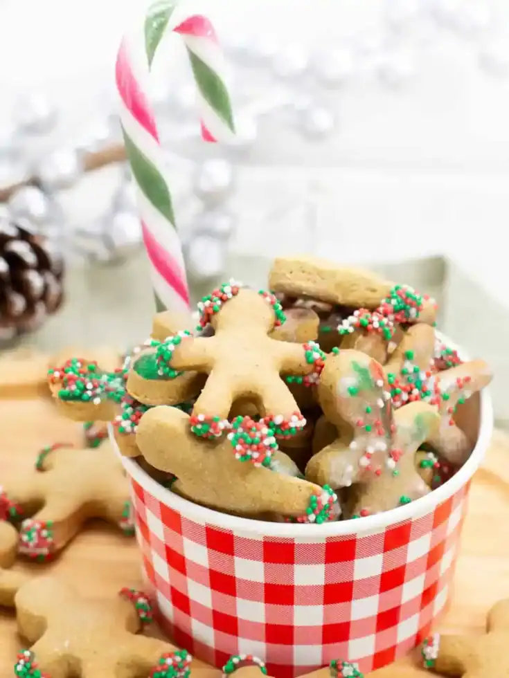 Mini Gingerbread Men Cookies 2 littlenomadsrecipes
