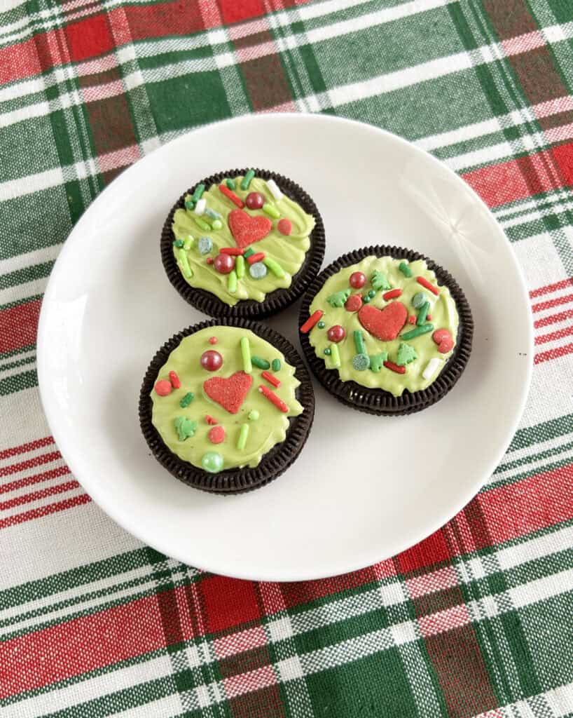 grinch oreos on a plate