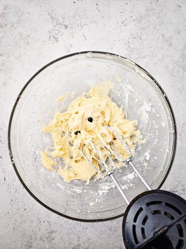 add green food coloring